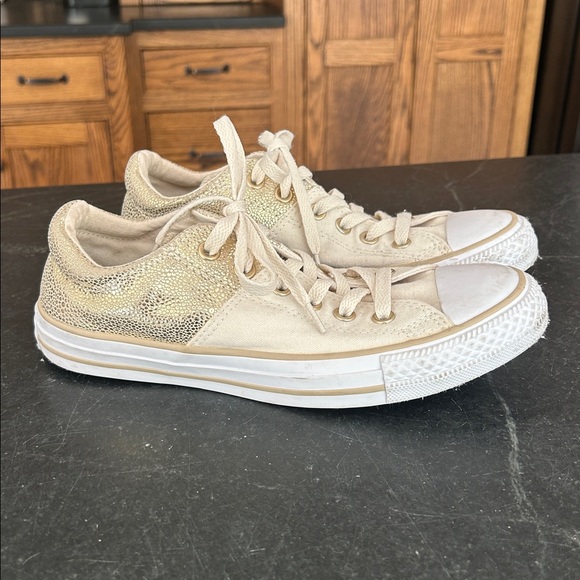 Converse Chuck Taylor All Stars Madison low top sneaker gold cream women’s 8 - Picture 1 of 7
